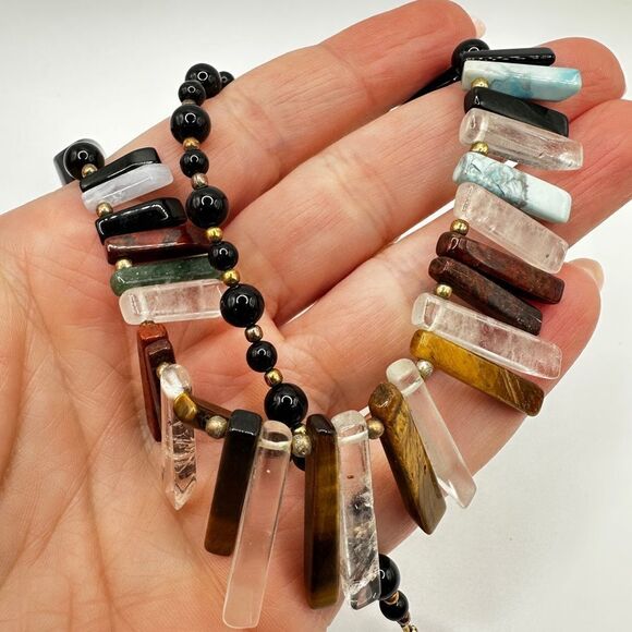 20" VTG multi-gemstone bib-style with brass/antiqued gold tone beads necklace! - Picture 8 of 12